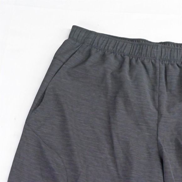 Ascis M x 9" Dark Gray Heather Zip Pocket Cargo‎ Athletic Shorts - Picture 2 of 5